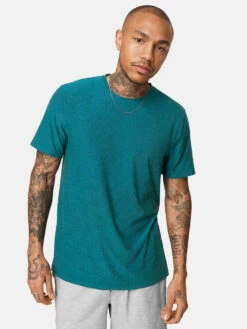 Deals 🎉 Outdoor Voices CloudKnit Shortsleeve 💯 -Outlet Outdoorvoices Store 1 hero M300063 HLM GLF Cloudknit T Shirt Gulf 073