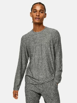 Promo ❤️ Outdoor Voices CloudKnit Longsleeve 🌟 -Outlet Outdoorvoices Store 1 hero M301351 HLM HGR CloudKnit Longsleeve T Shirt Heather Grey 3569