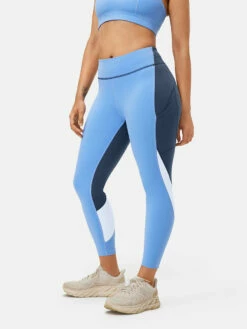 New 🥰 Outdoor Voices SuperForm™ 7/8 Legging 👍 13 New 🥰 Outdoor Voices SuperForm™ 7/8 Legging 👍 -Outlet Outdoorvoices Store 1 hero W101493 BIT BDD Zoom7 8Legging BlueBonnet DarkSky DustyBlue 008