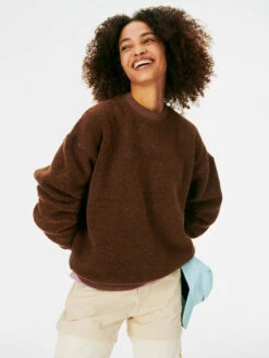 Flash Sale 🎁 Outdoor Voices MegaFleece Crewneck 🌟 -Outlet Outdoorvoices Store Front04 W501067 WNF CHO MegaFleece Sweatshirt Chocolate 207 vze1KdX