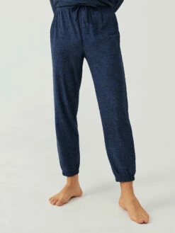 Top 10 ❤️ Outdoor Voices CloudKnit Relaxed Sweatpant 🎁 -Outlet Outdoorvoices Store M702065 HMJ NVY CloudKnit Pant Navy 022