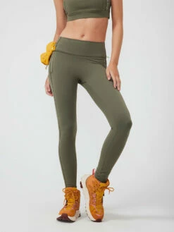 New 🛒 Outdoor Voices Snacks 7/8 Legging 🤩