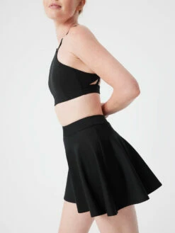 Outlet 𧨠Outdoor Voices FreeForm 3" Skort β¨