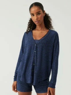 Outlet 🎉 Outdoor Voices CloudKnit Button Down Longsleeve 🤩 -Outlet Outdoorvoices Store W302057 HLM NVY CloudKnit Oversized Cardigan Navy 042 lmmIELr