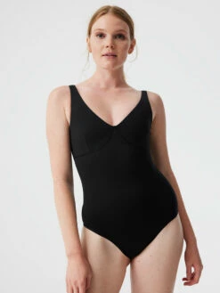 Wholesale ⌛ Outdoor Voices FreeForm Leotard 😉 -Outlet Outdoorvoices Store W401877 SDM BLK Flow Leotard Black 069 Jm0GbXe