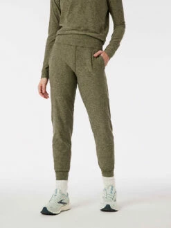 Brand new 🥰 Outdoor Voices CloudKnit Jogger 🧨 -Outlet Outdoorvoices Store W701562 HMJ TTR All Day Jogger Tea Tree 068 ScawAlx