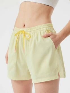 Outlet 🌟 Outdoor Voices SolarCool 3" Short 😀