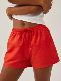 Deals ❤️ Outdoor Voices GeoShine 2.5" Short 🧨