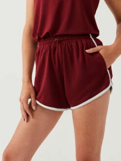 Promo ✨ Outdoor Voices RecMesh 2.5" Short 🔥