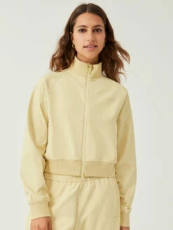 Deals π₯° Outdoor Voices High Stride Jacket π€© 7 Deals π₯° Outdoor Voices High Stride Jacket π€© -Outlet Outdoorvoices Store W801837 TWV GIG High Stride Jacket Ginger 134 1XlVo58